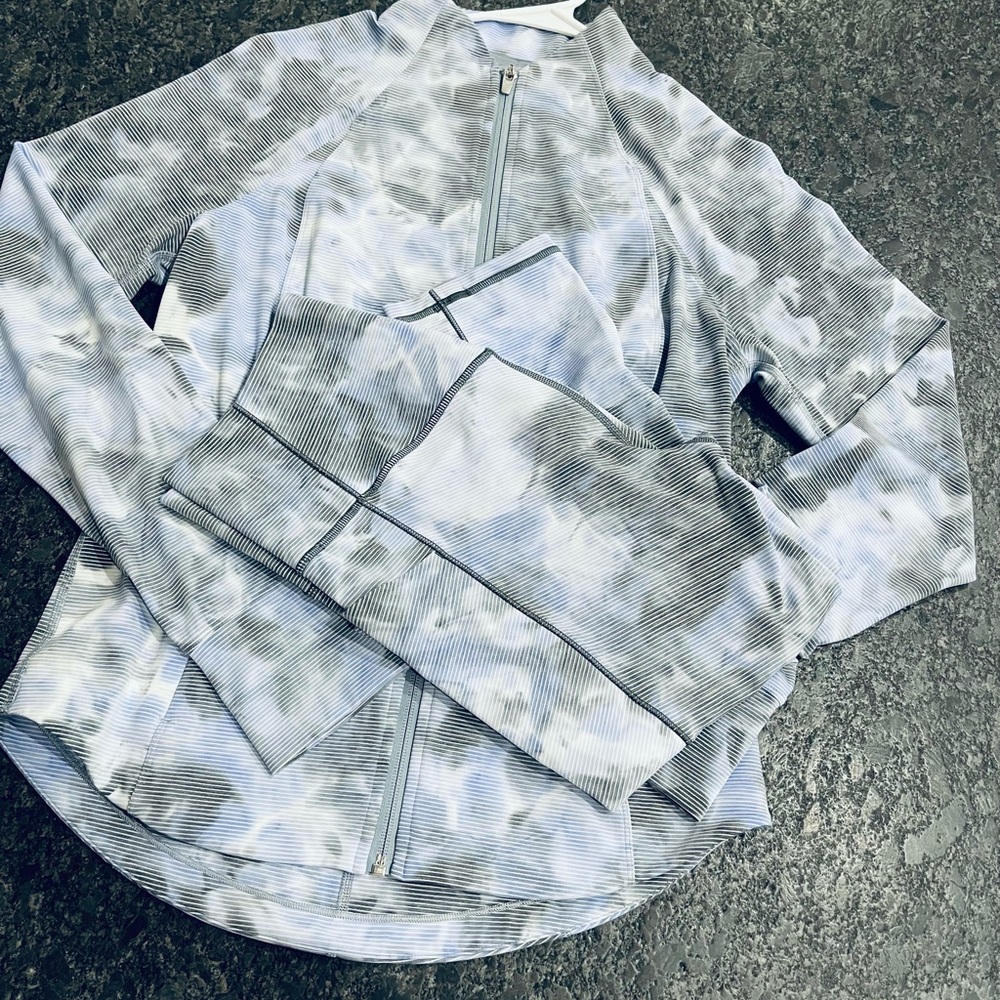 Athleta Set Gray and Blue Activewear